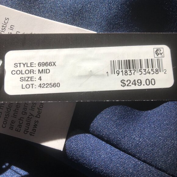 NWT XSCAPE Size 4 Pleated Ruffled Evening/Bridal Gown Midnight Blue - Picture 9 of 9